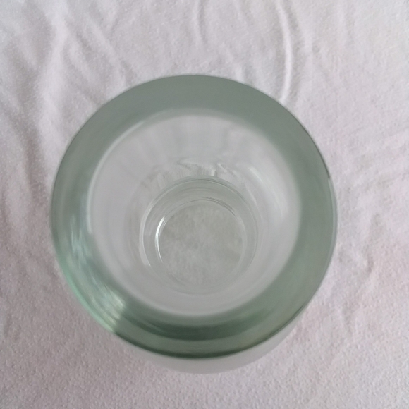 Clear Glass Alcohol Decanter - Picture 7 of 8